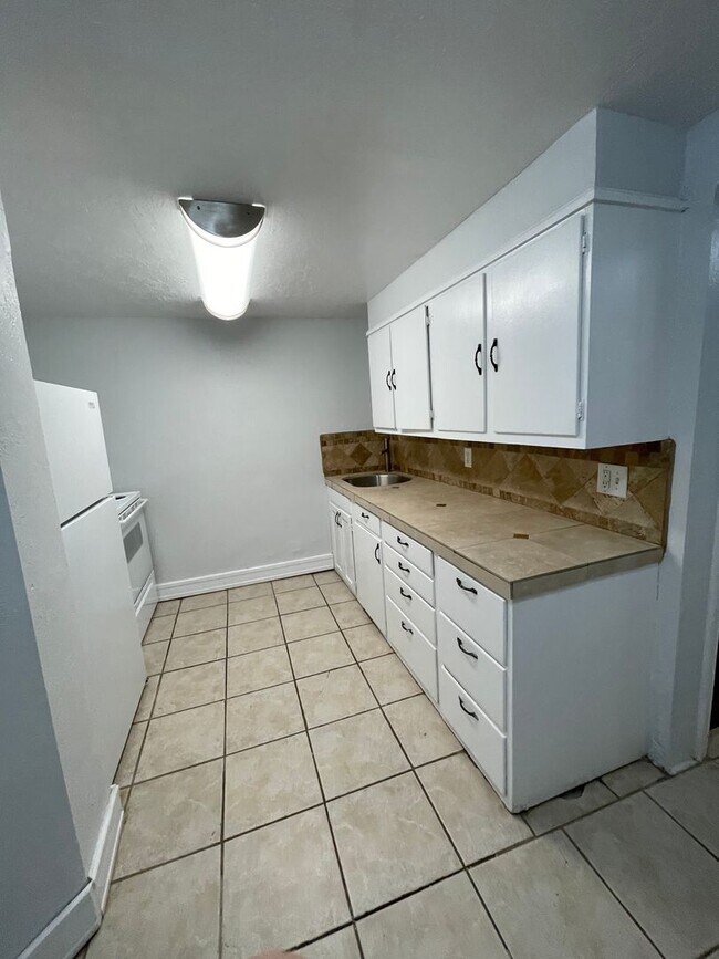 Photo - 40 N St E Apartment