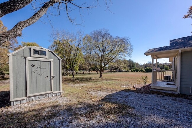 Building Photo - 9910 Dalrock Rd