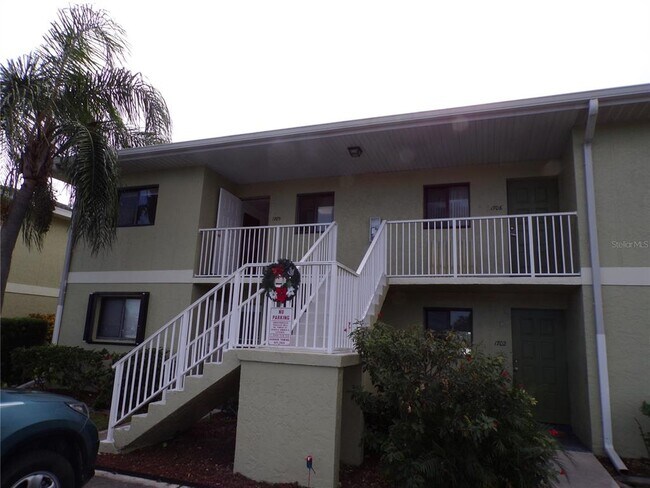 Foto del edificio - 25225 Rampart Blvd