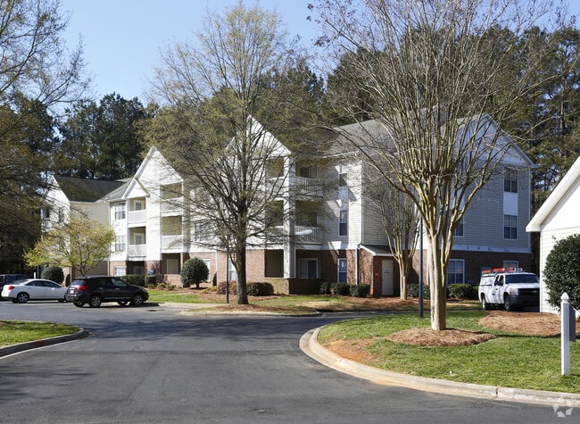 Building Photo - The Grayson Apartment Homes