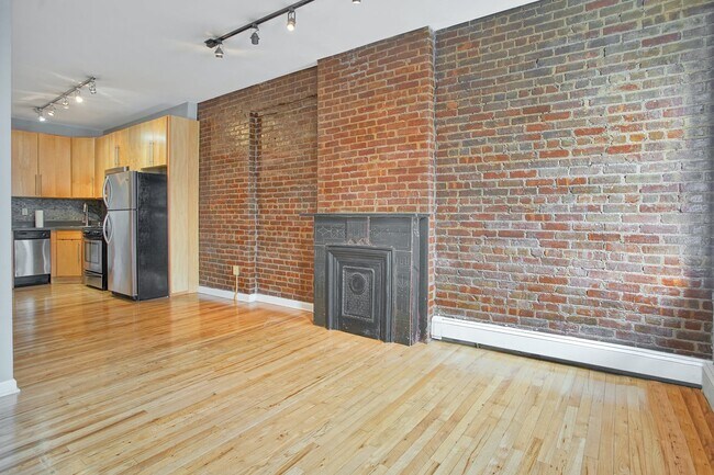 Building Photo - 218 Jefferson St
