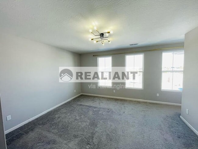 Foto del edificio - 1373 Ruby Hill Ln