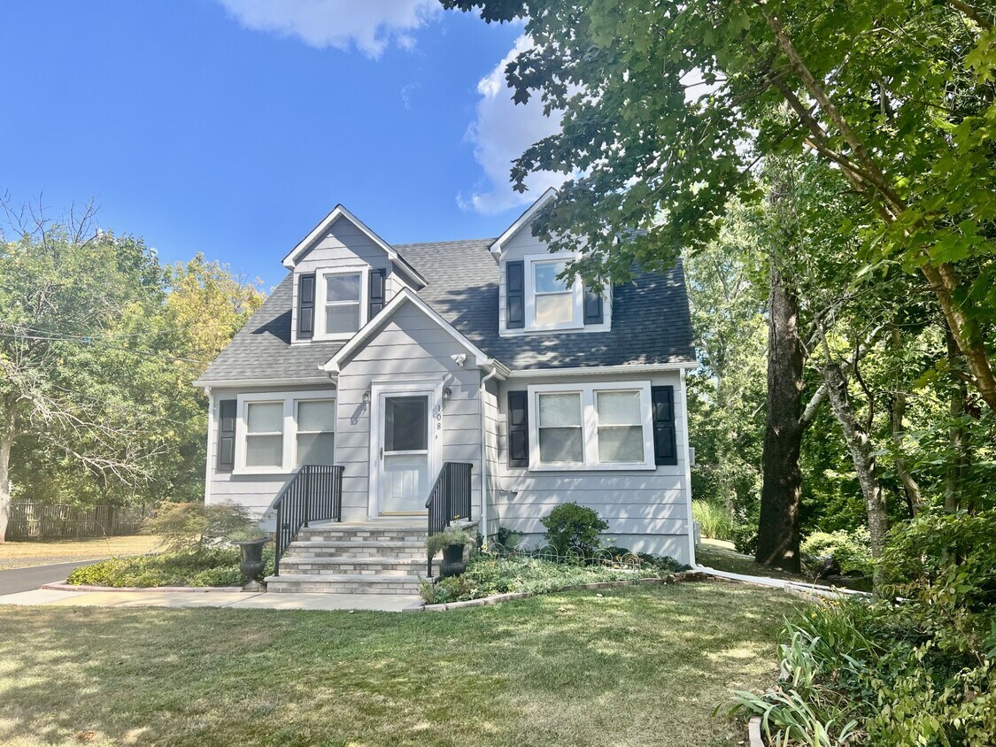 Foto principal - 108 Pearl St
