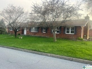 Building Photo - 3646 Terrace Dr