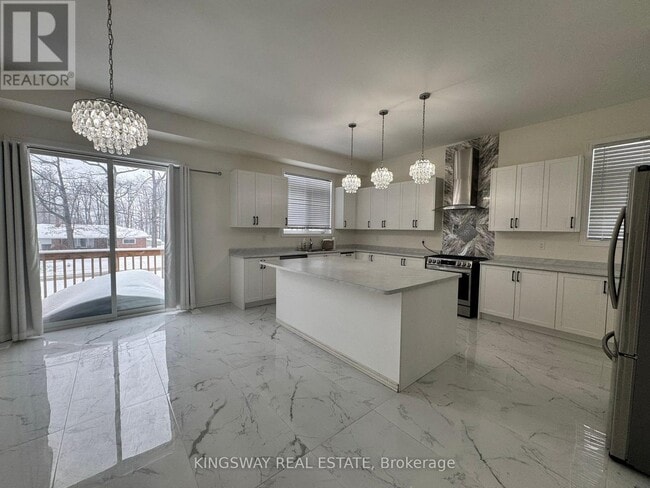 Building Photo - 45 Sanford Cir