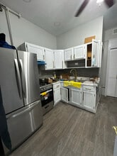 Building Photo - 3834 N Nottingham Ave