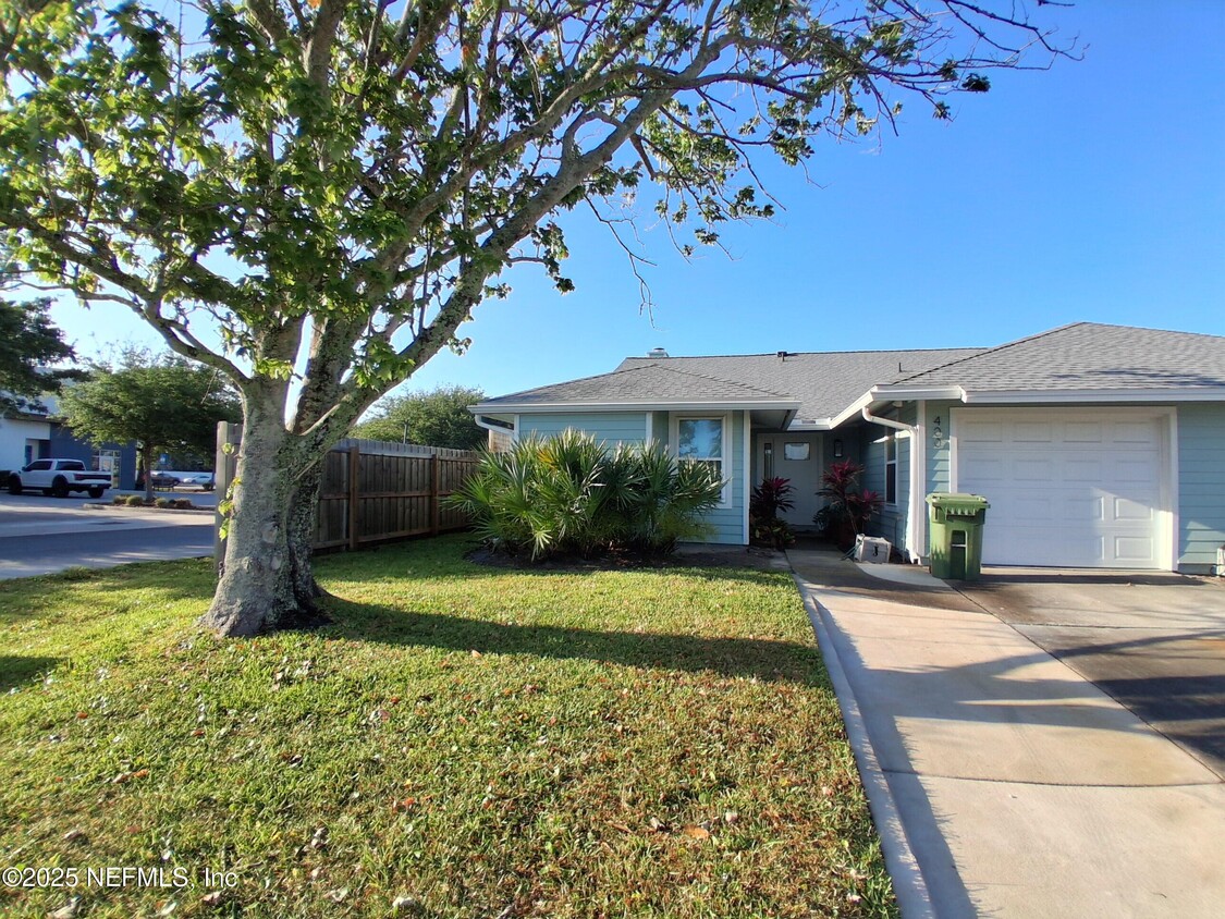 Foto principal - 400 Lower 36th Ave S