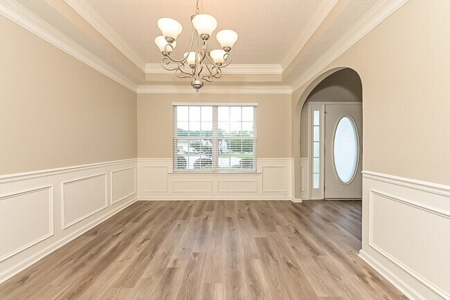 Building Photo - 308 Sunderland Way