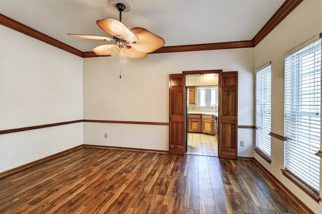 Building Photo - 18307 Forest Elms Dr