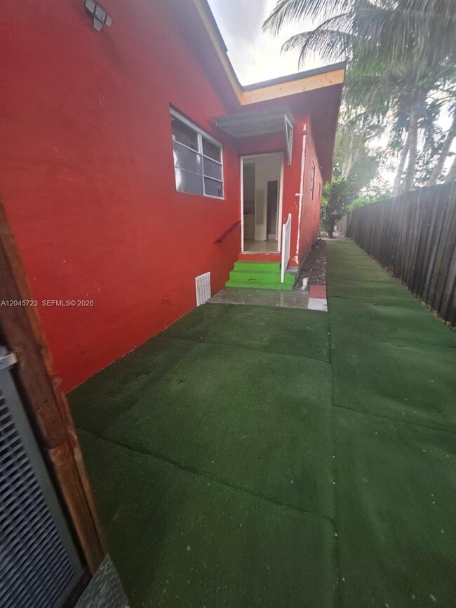 Building Photo - 10861 NW 22nd Ct