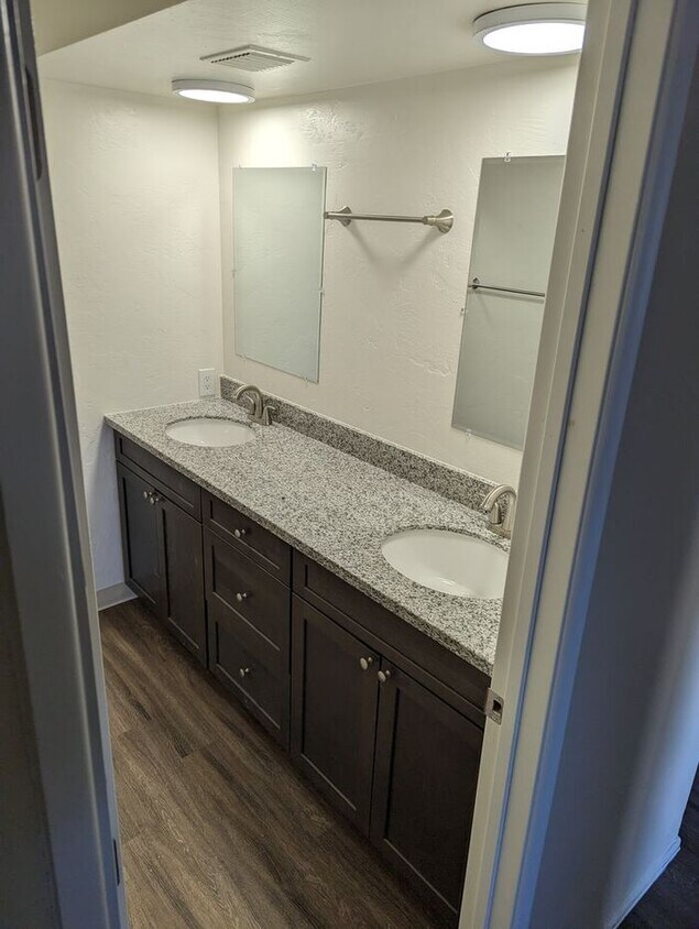 Primary Photo - Two bedroom central location with AC and c...