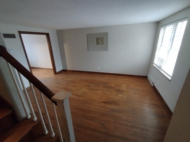 Foto del edificio - 312 Park Dr