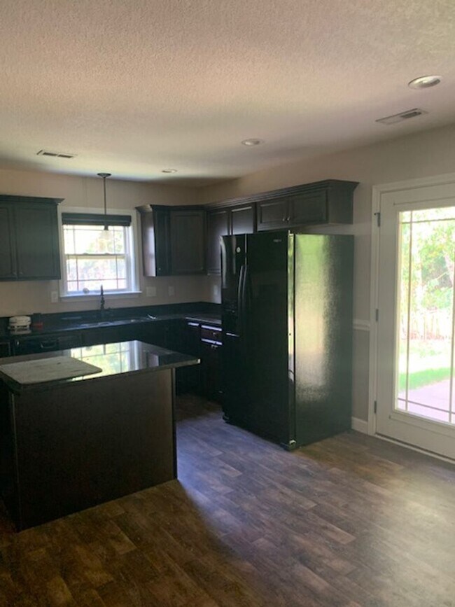 Building Photo - 108 Highland Springs Loop, Inman SC 29349