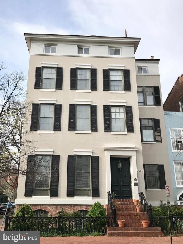 Foto principal - 3051 N St NW