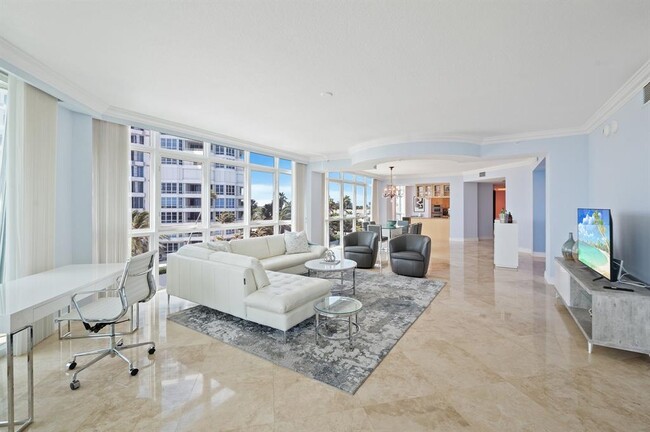 Building Photo - 1430 S Ocean Blvd