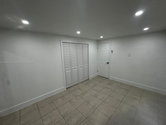 Building Photo - 4540 NW 5th St