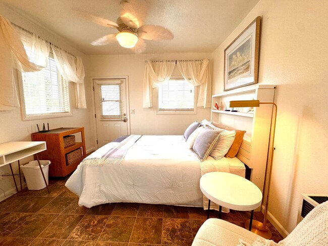 Foto del edificio - 6705 Pacheco Pass Hwy