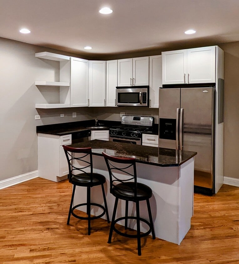 Foto principal - 2619 N Harding Ave