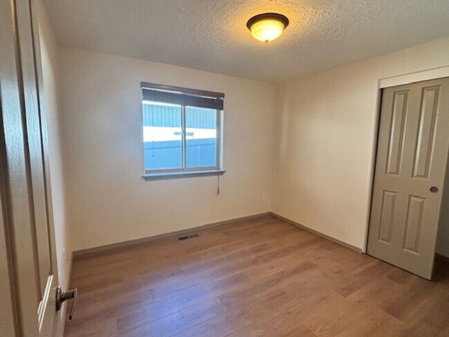 Building Photo - 51287 Riley Ln