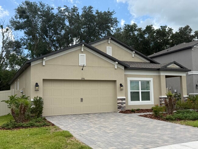 Building Photo - 11996 Hilltop Farms Dr