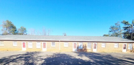 Building Photo - 284 Farmers Mountain Rd