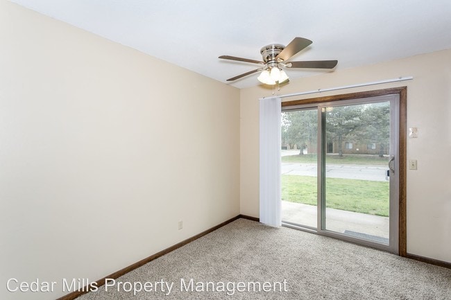 Building Photo - 6740 W Par Ln