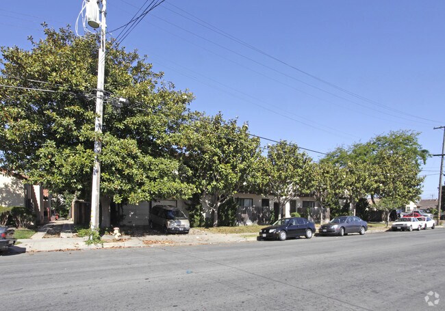 Building Photo - California Square Apartments