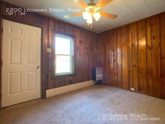 Building Photo - All utilities included!