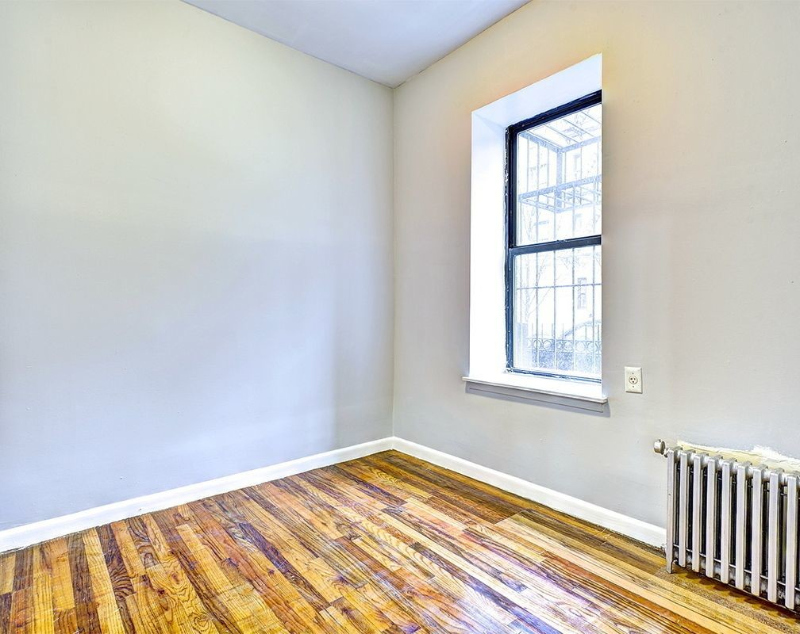 Primary Photo - 304 W 151st St