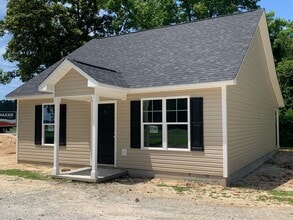 Building Photo - 510 Haws Run Rd