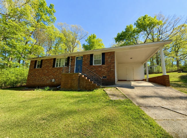 Building Photo - 37 Carriage Dr