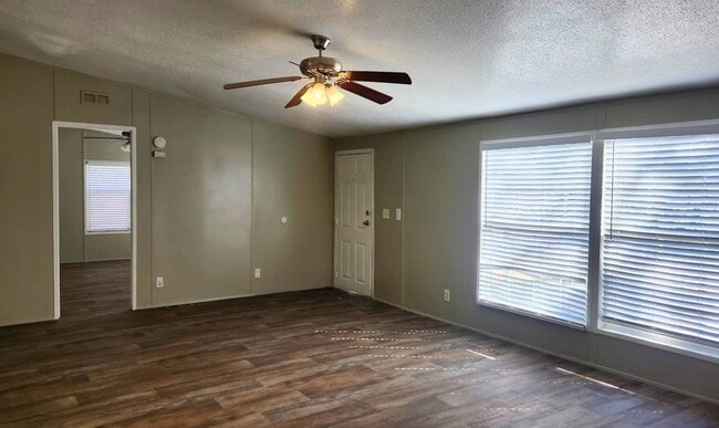 Foto del edificio - 30403 Red Adler Cir