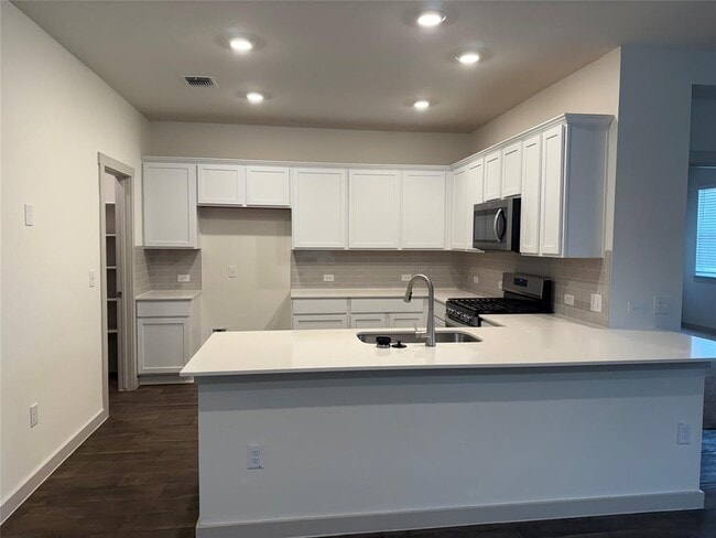 Foto del edificio - 14108 Boquist Dr