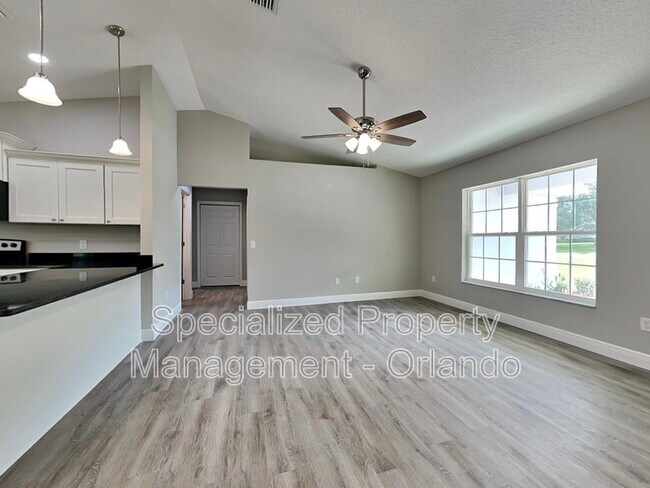 Building Photo - 3149 W Fairbank Dr