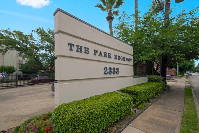 Entrada principal - 2333 Bering Dr