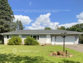 Building Photo - 13010 Deerwood Ln N
