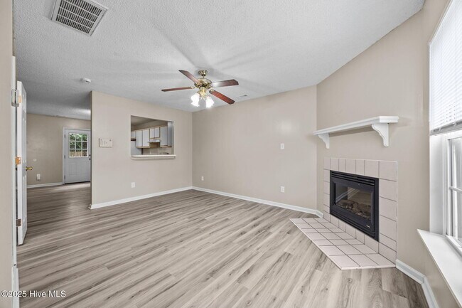 Foto del edificio - 117 Mesa Ln