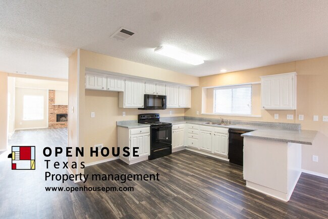 Building Photo - 997 Downey Dr, Lewisville