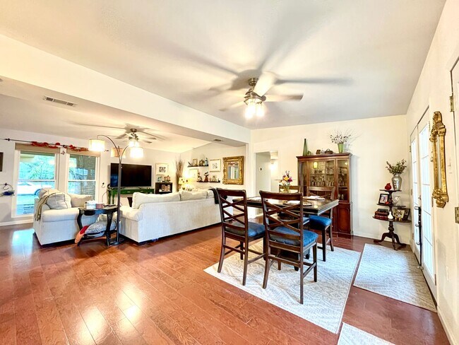 Foto del edificio - 3 Bedroom/2 bath North East Park Subdivision