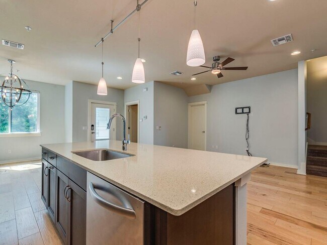 Foto del edificio - 4006 Valley View Rd