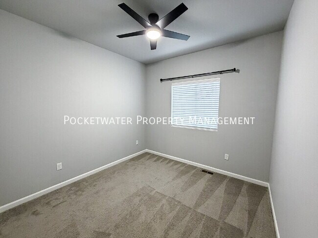 Building Photo - 1115 Sherman Dr