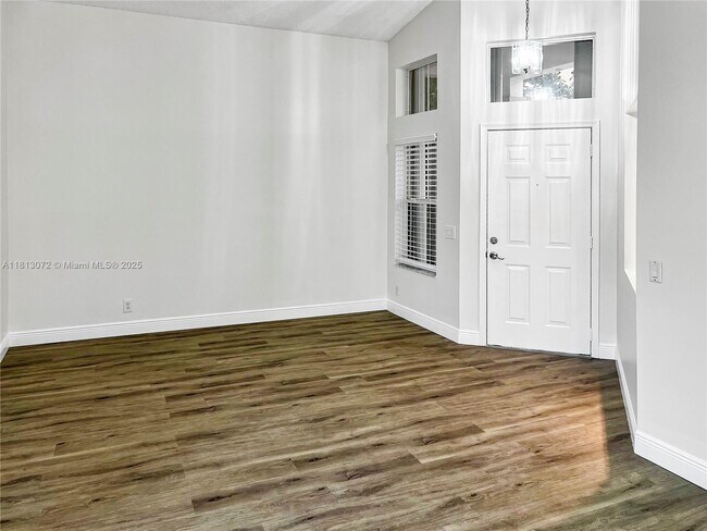 Foto del edificio - 841 Stanton Dr