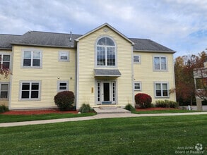Building Photo - 2235 S Huron Pkwy