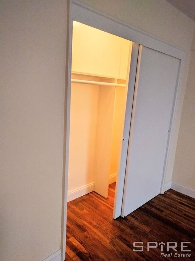 Foto del edificio - 285 Hawthorne St