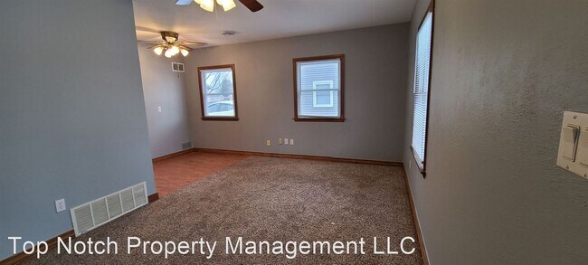 Building Photo - 2 br, 1 bath House - 2316 N Michigan Ave