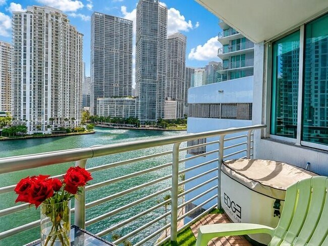 Building Photo - 335 S Biscayne Blvd