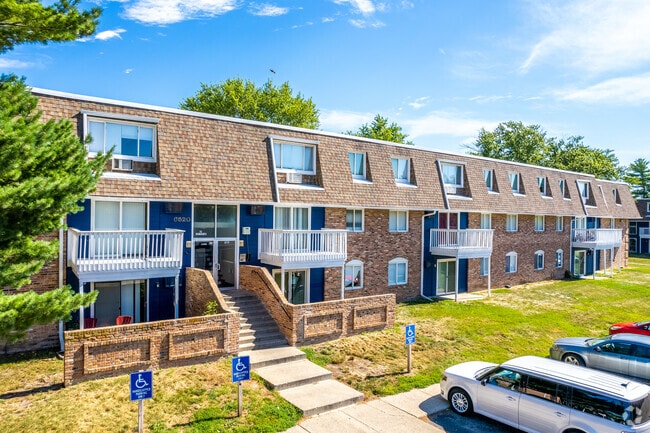 Foto del edificio - The Hampton Meadows