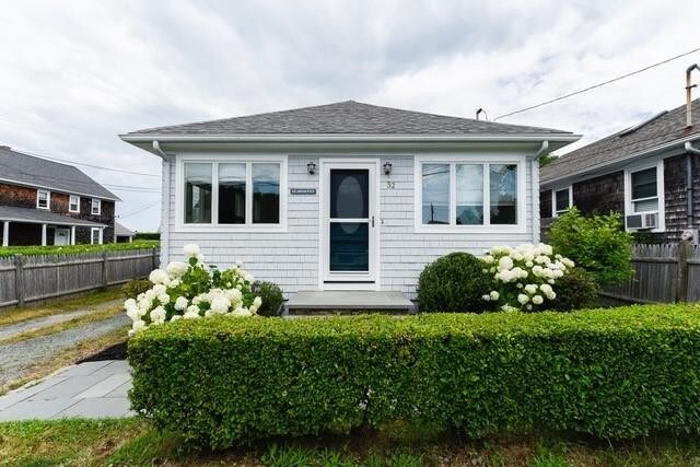 Primary Photo - 32 Briarwood Ave