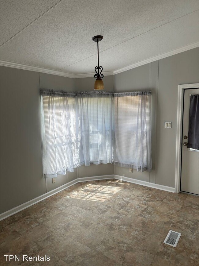Building Photo - 3 br, 2 bath House - 2022 Luke Lane