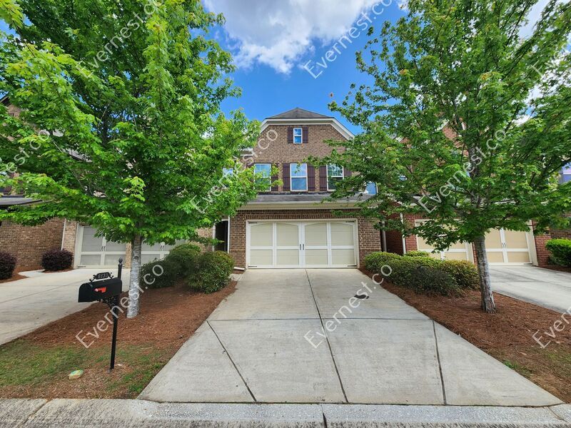 Primary Photo - 6130 Shiloh Woods Drive